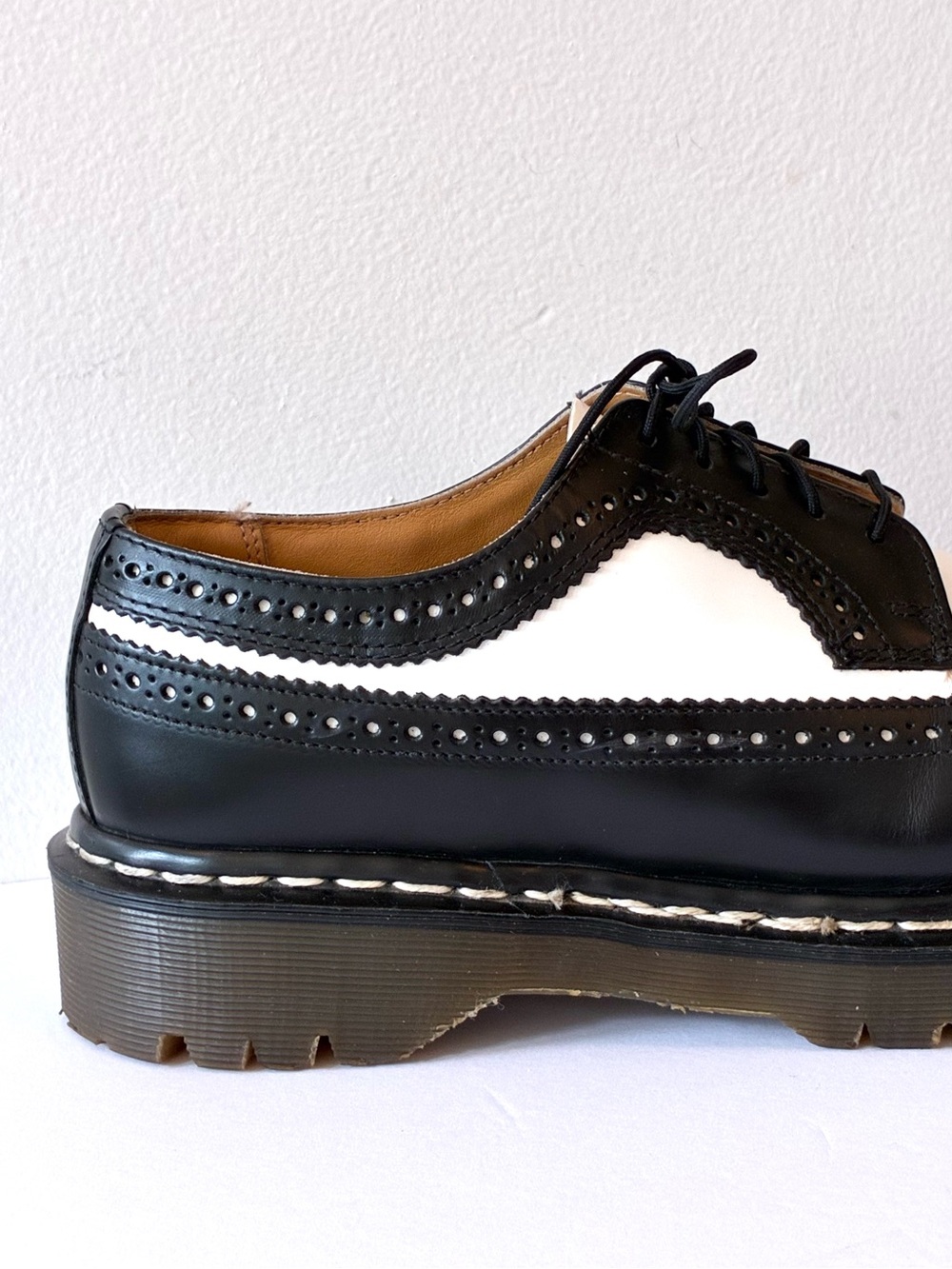 Dr. Martens 3989 Bex Smooth Leather Brogue Shoes, Black & White, Made in England - Picture 5 of 16